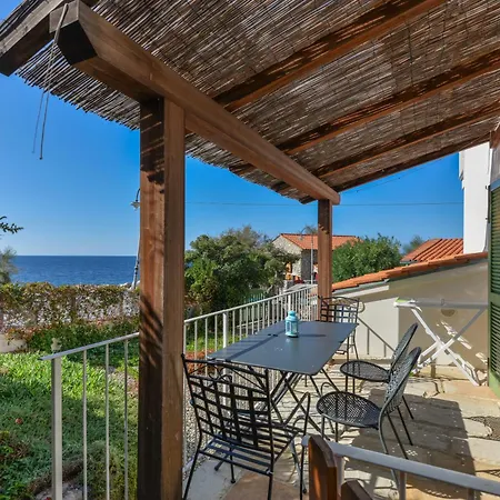 Il Quartiere Giglio Apartment Pomonte
