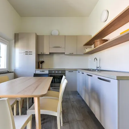 Il Quartiere Giglio Apartment *